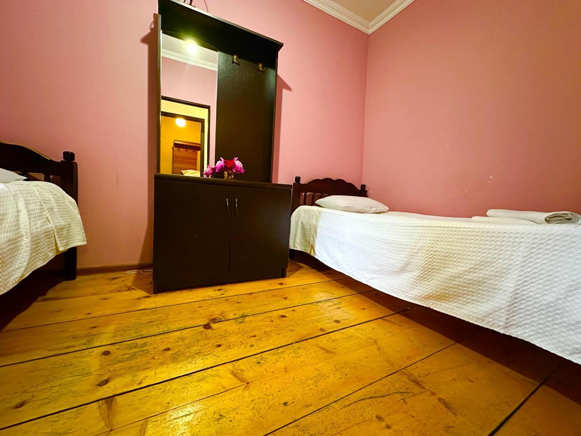 Mziuri Guest House Mestia Luaran gambar